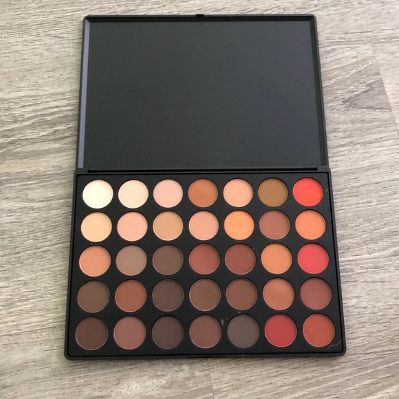 Eye Shadow - Picture 2 of 2